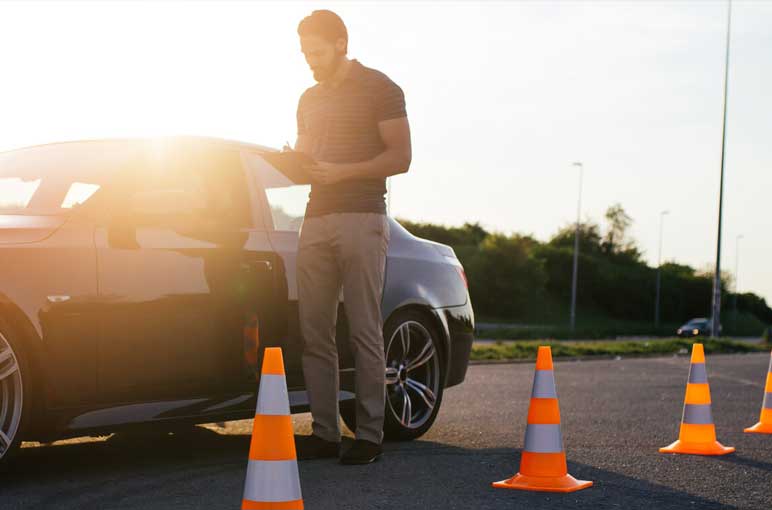 5 Best-Driving-Rules-Take-A-Defensive-Driving-Course